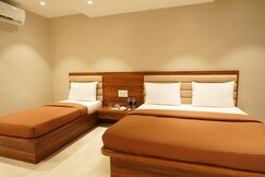 GEETA LAWNS & RESORT