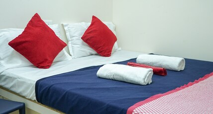 RAJE SAMBHAJI GUEST HOUSE Room Type - Standard Double Non AC Shared Bathroom