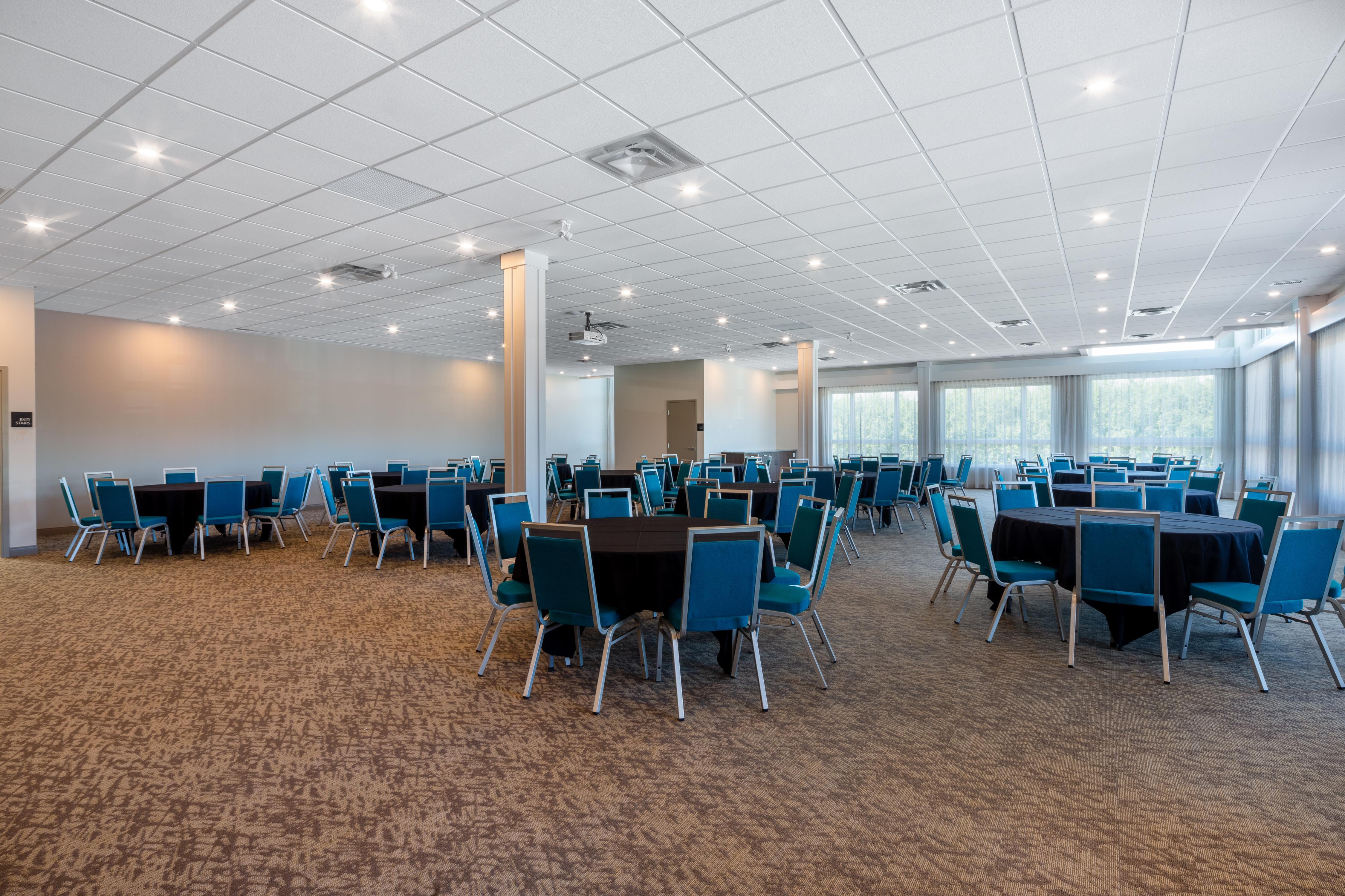 Hampton Inn & Suites Edmonton St. Albert