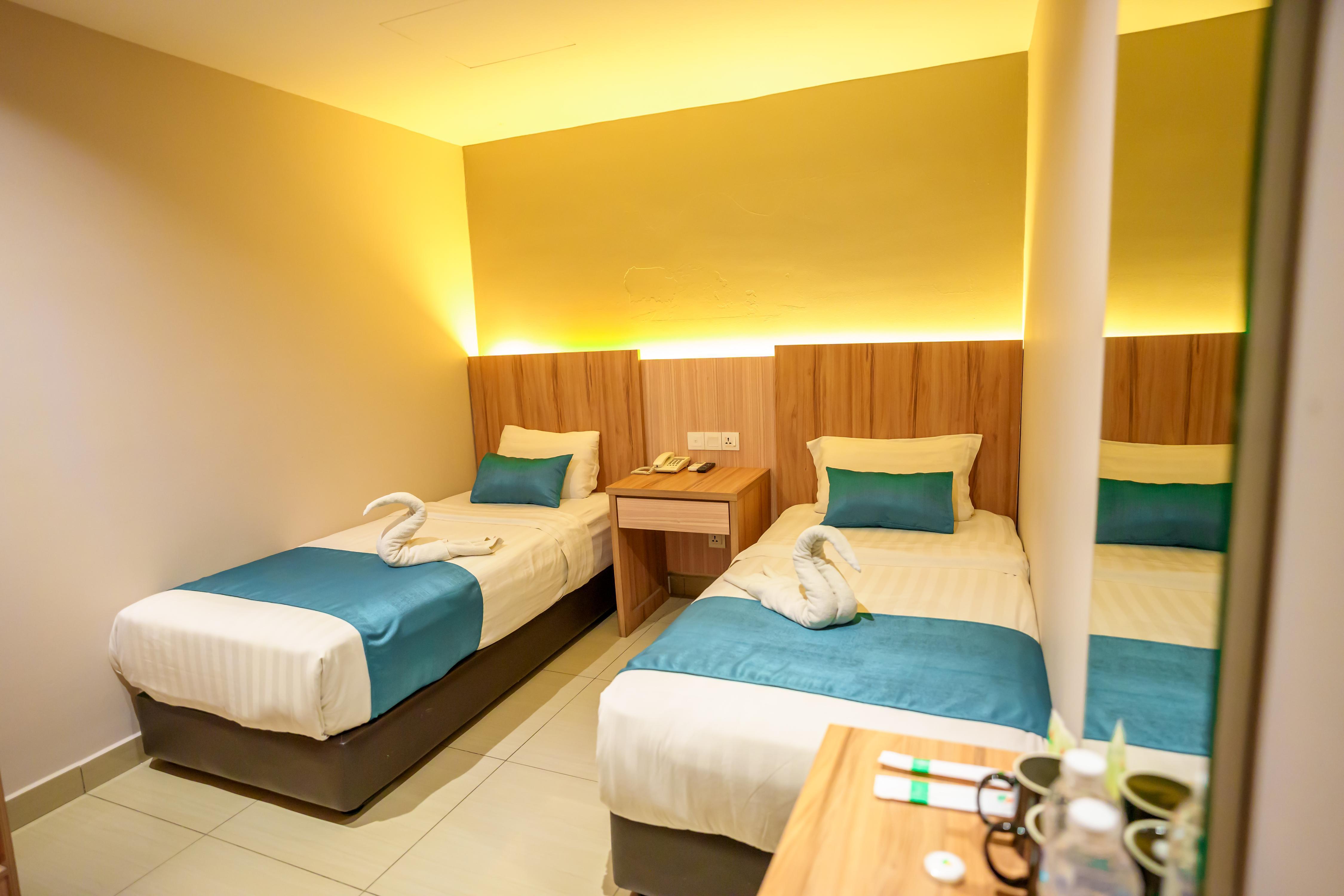Alaxis Hotel Room Type - DELUXE TWIN ROOM