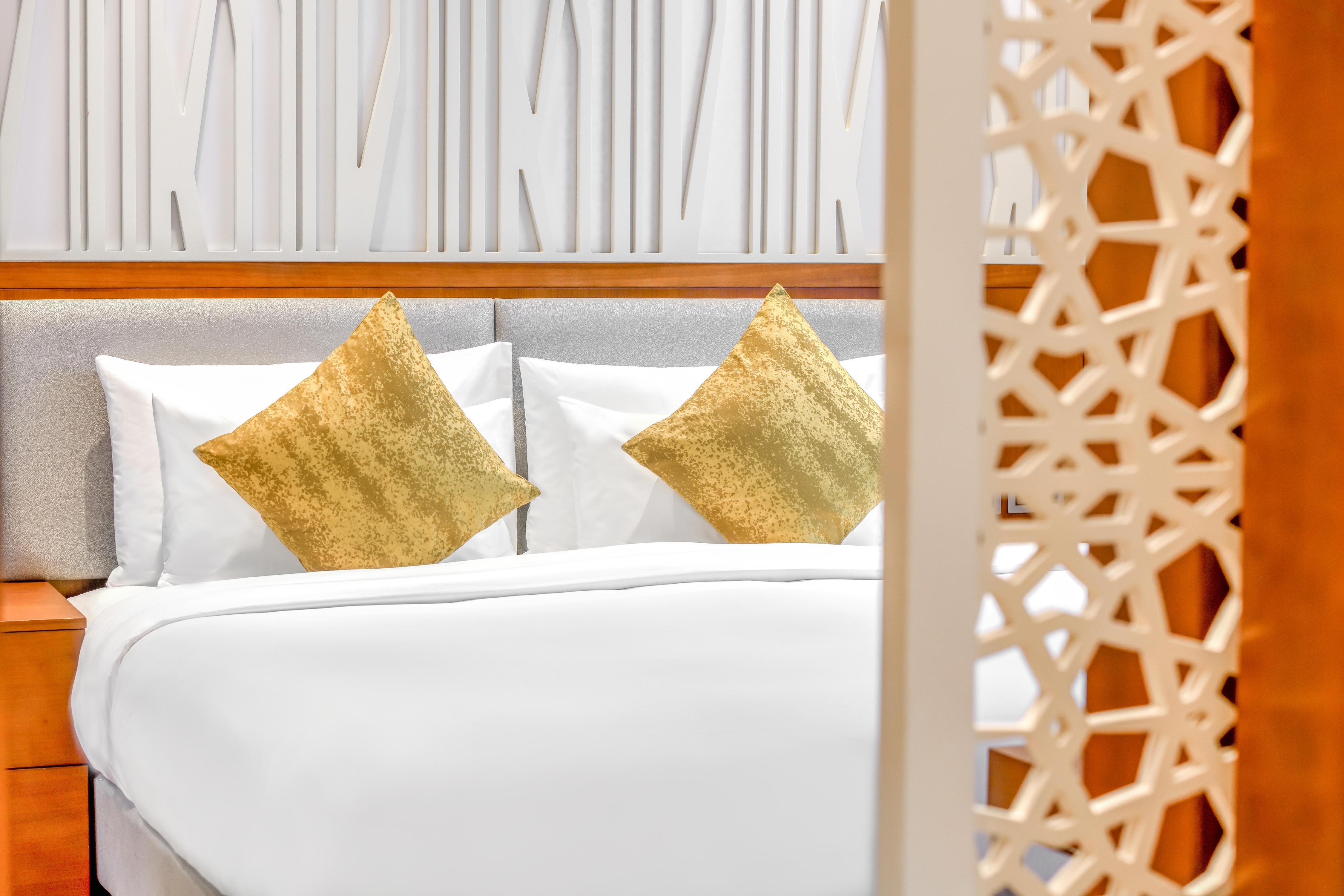 Grand Mercure Dubai City - Tap to explore photos