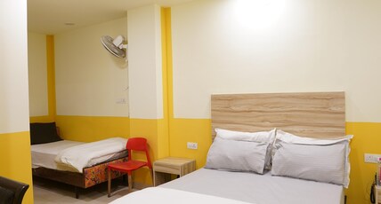 Hotel Grand Capitol Near Railway Station Room Type - Deluxe Triple Bed Room
