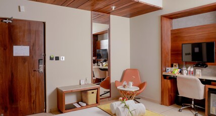 Lazdana Bangalore Room Type - Superior King Room Lazdana Bangalore Room Type - Superior King Room