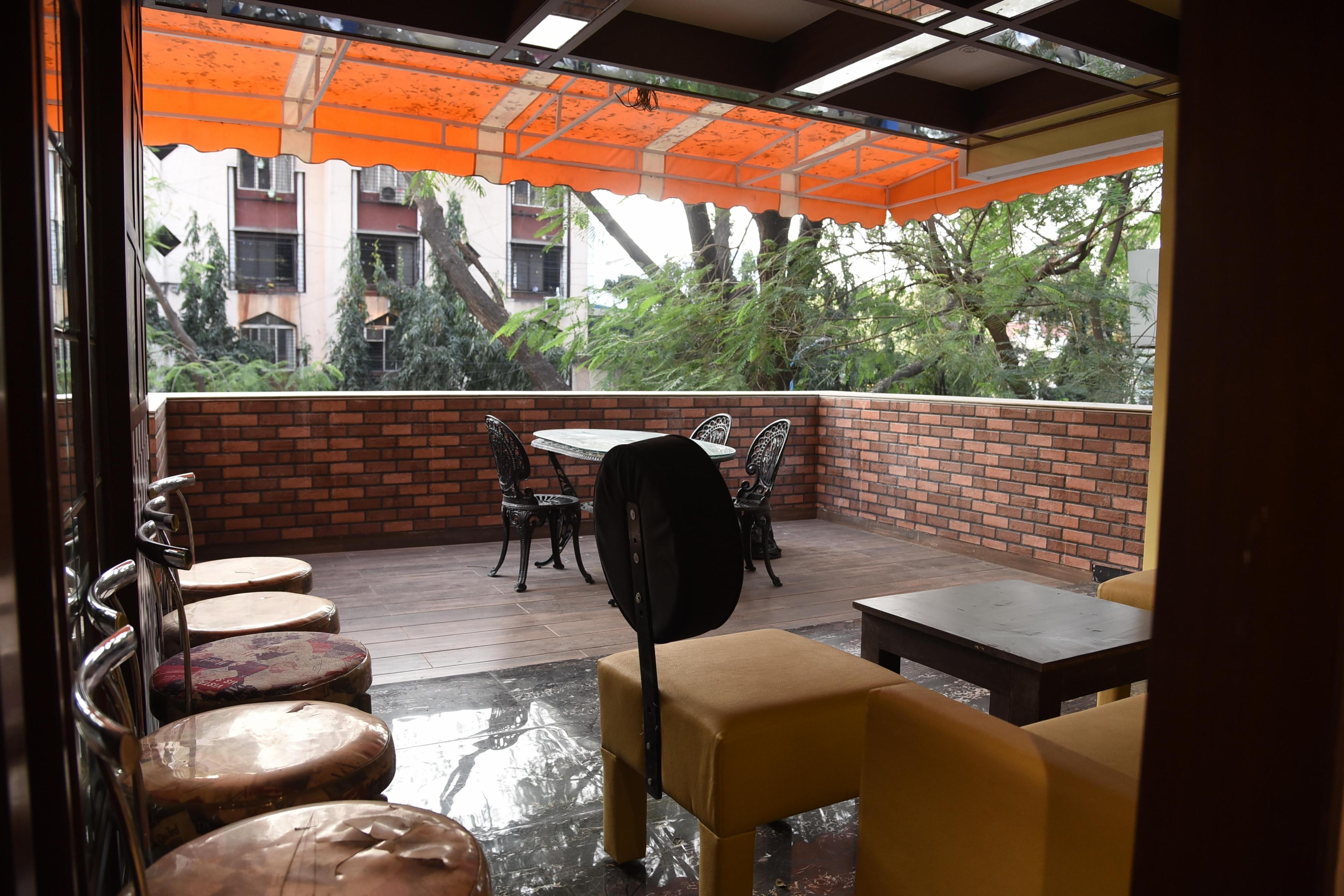 BELAIR SANAS RESIDENCY SUITES AND SERVICE APARTMENT - Tap to explore photos