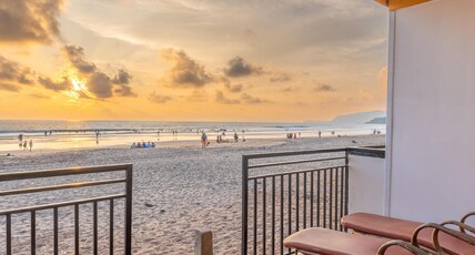 Simrose Room Type - Front Sea View Hut