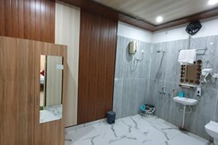 Bundeli Farm Resort & Banquet