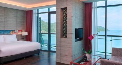Angsana Teluk Bahang Room Type - Grand Deluxe Seaview Suite