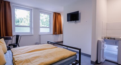 NEOHOSTEL Berlin - MAXFLI Beteiligungs GmbH Room Type - Double bed STUDIO