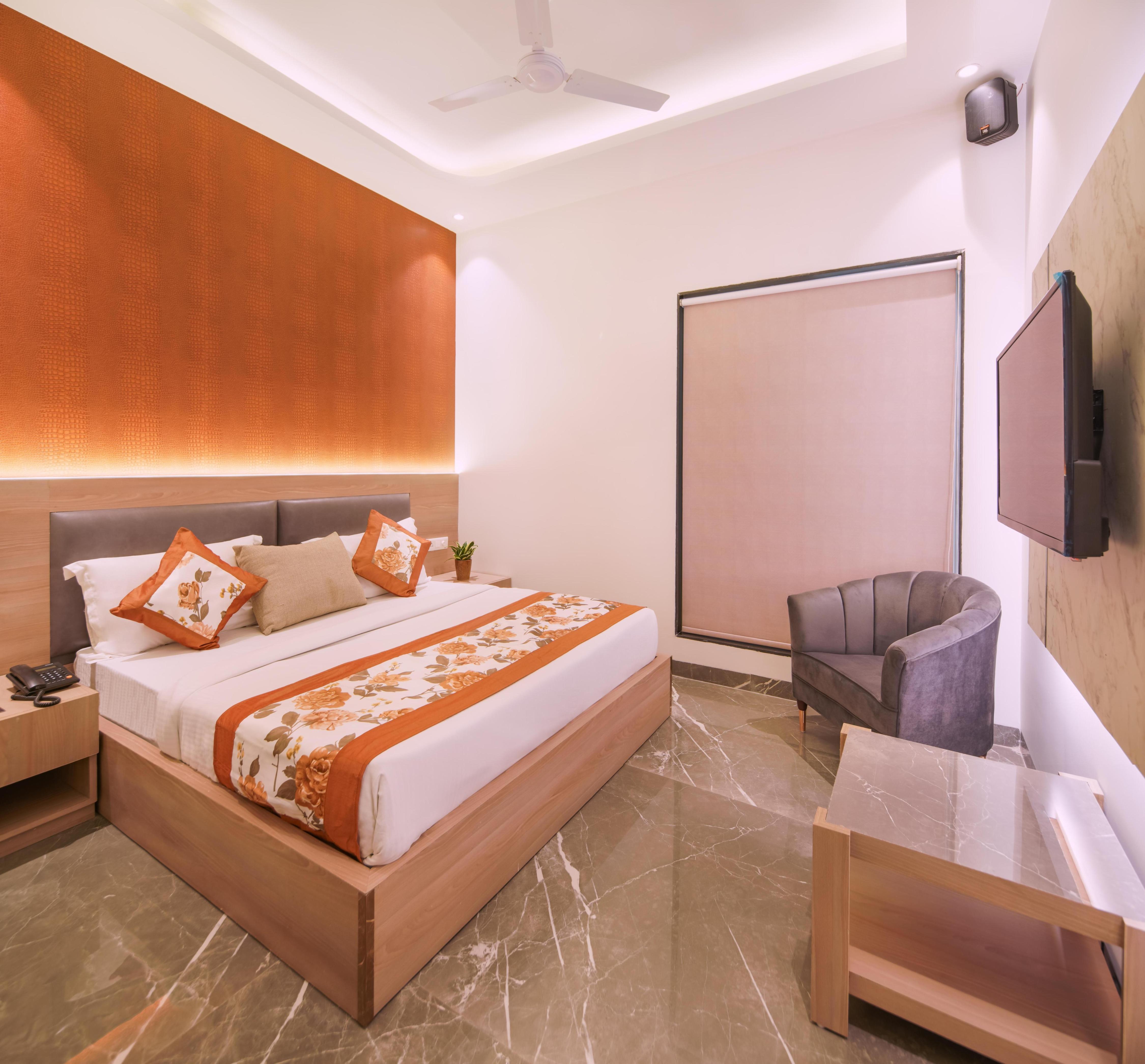 Hotel Star Suites by Star Group - Tap to explore photos