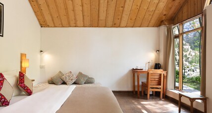 Maple Outhomes | By the river | Cafe & Seasonal Pool Room Type - Pahari Premium Riverside Cottage