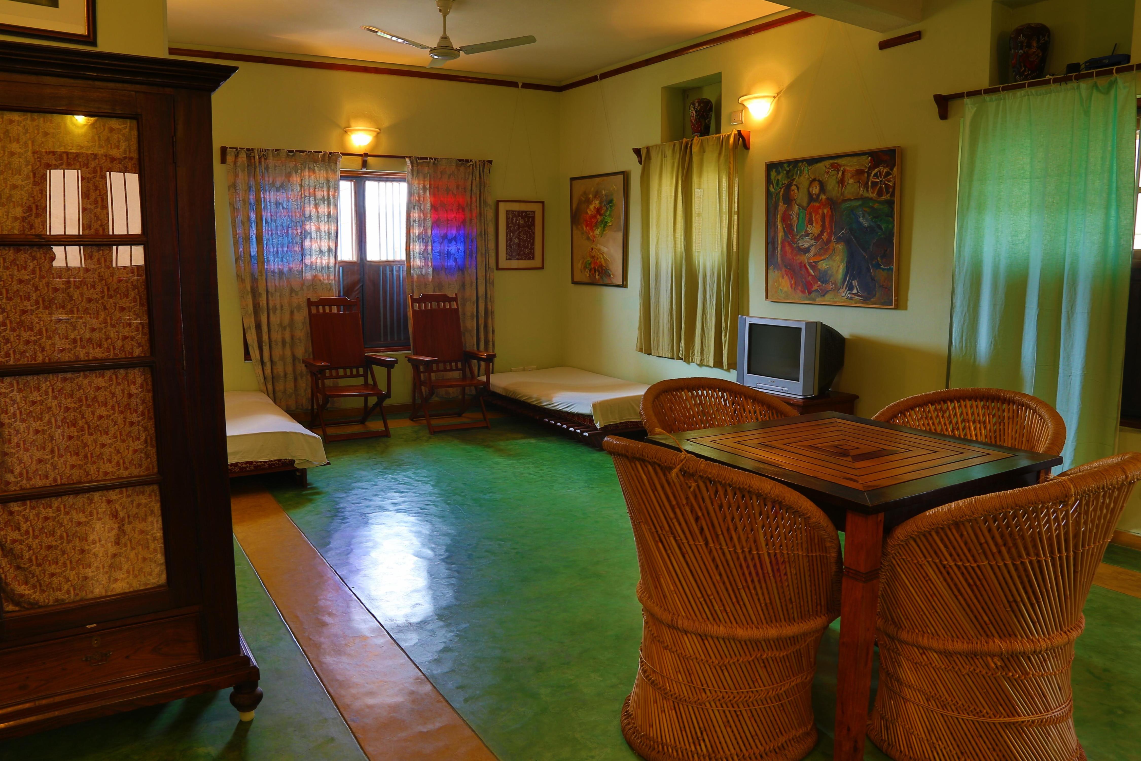 Her View I Luxe Room & Kitchen Room Type - Aurodhan Her View 222