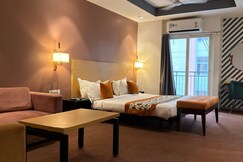 The Roseman Hotel & Suites Near Maxx Vaishali