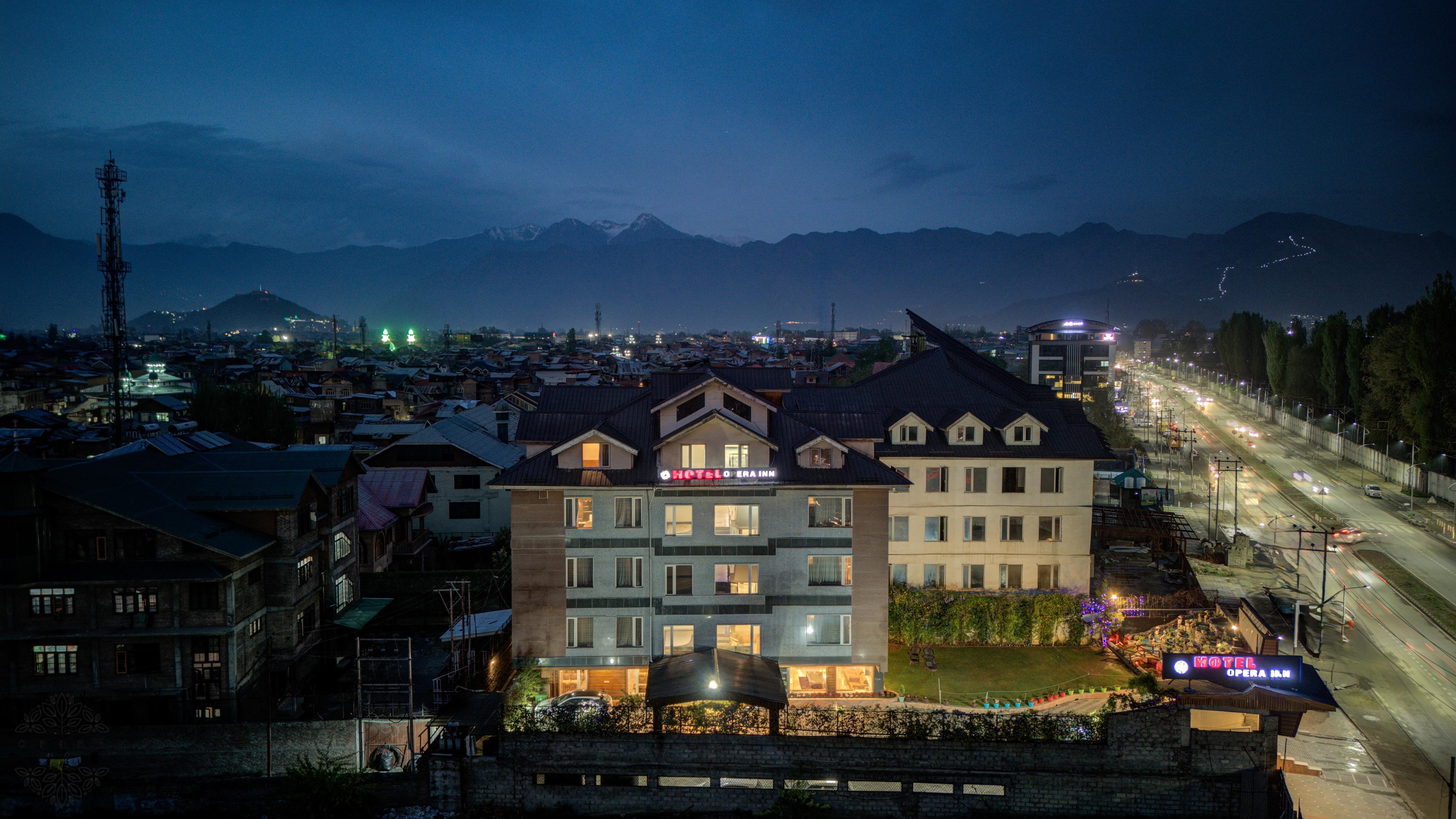 Hotel Opera Inn, Srinagar