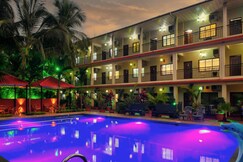 Shrikrishna Premium Rooms Goa | Balcony & Common Pool