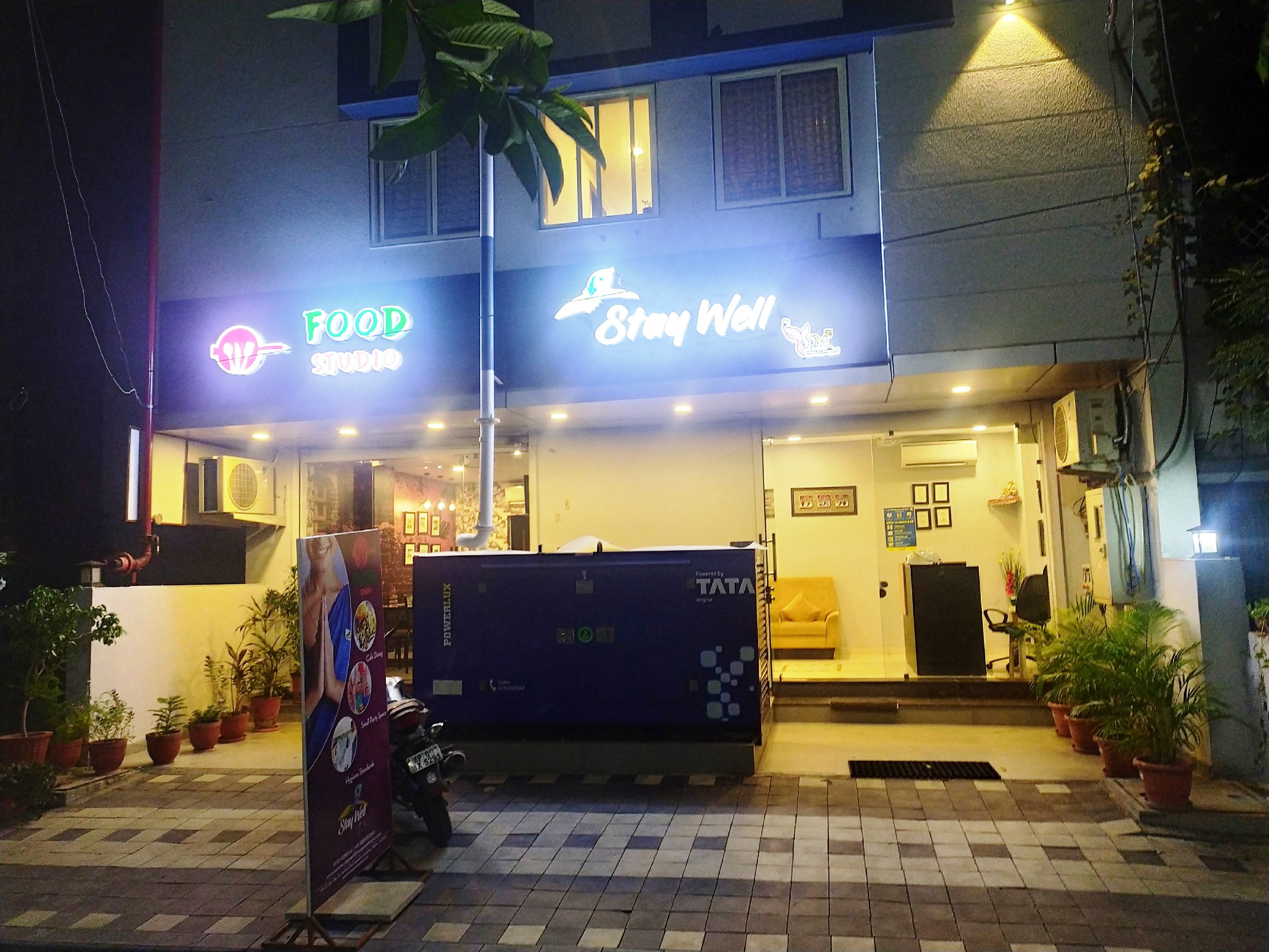 Hotel Staywell - Tap to explore photos