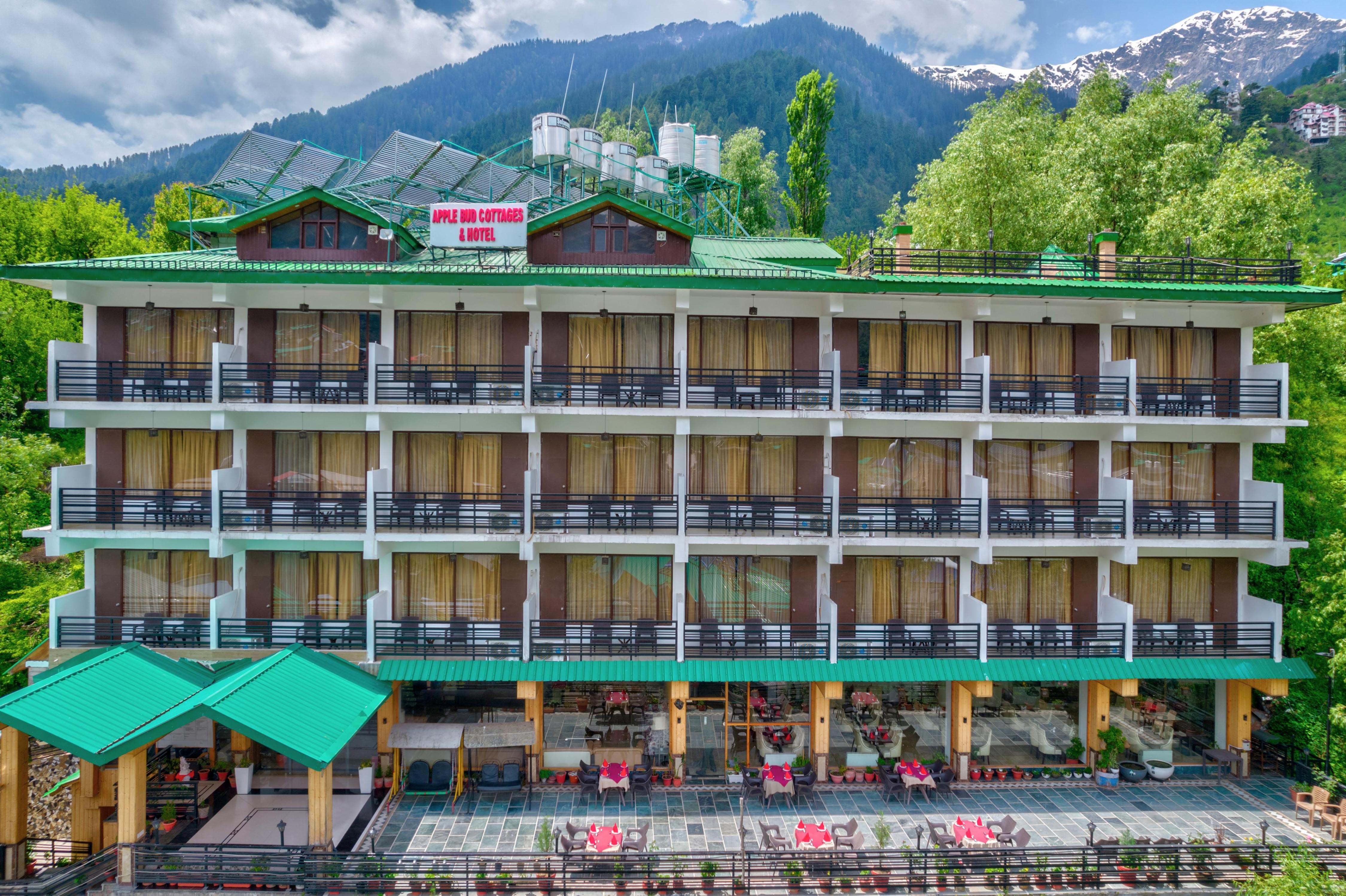 Apple Bud Chalet (All Rooms with Hot and Cold AC)