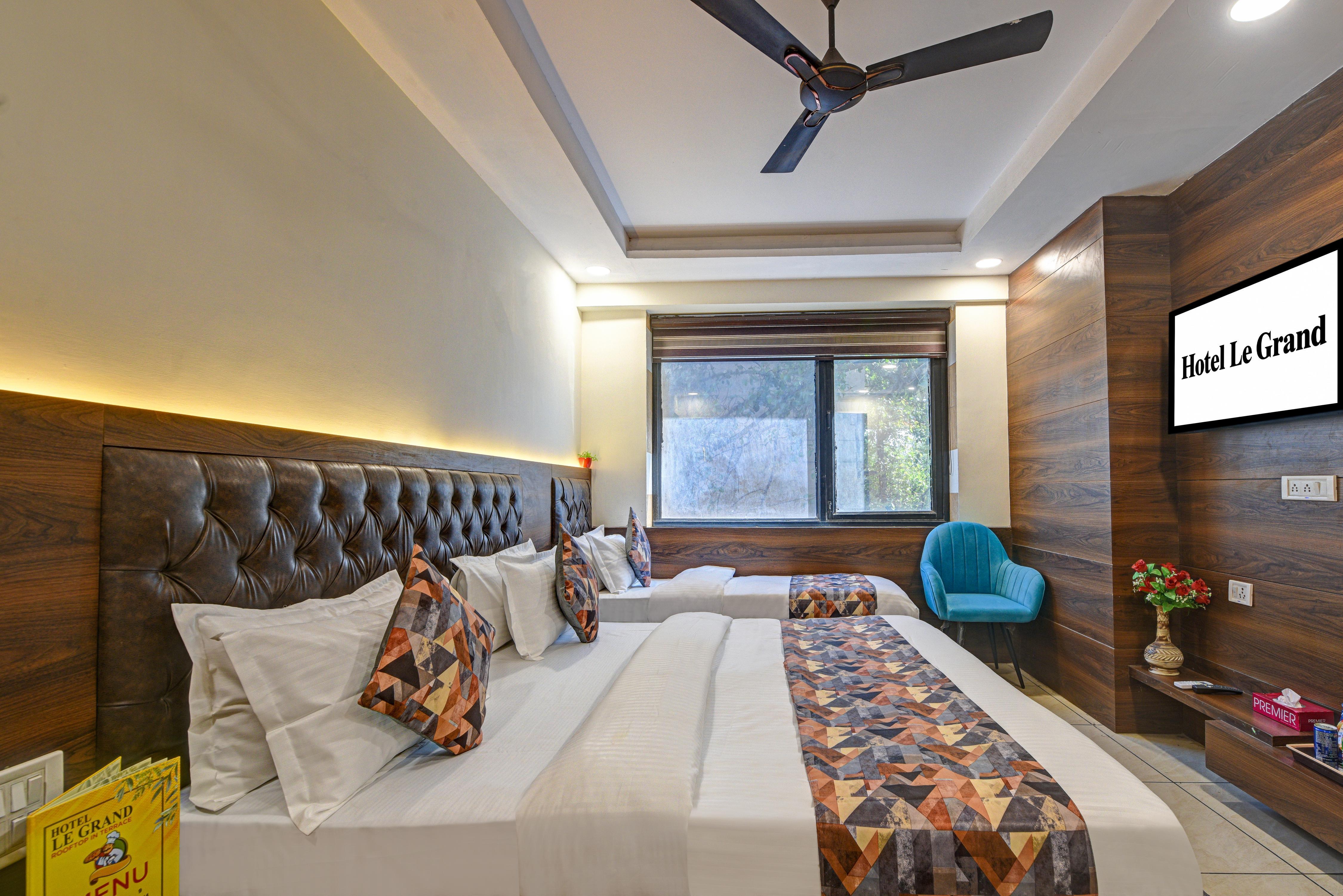 Hotel Le grand Roof Top restaurant -Walk -in  from Rk Ashram  metro Station