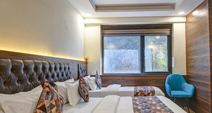 Hotel Le Grand Room Type - Family Suite Room with Smart TV