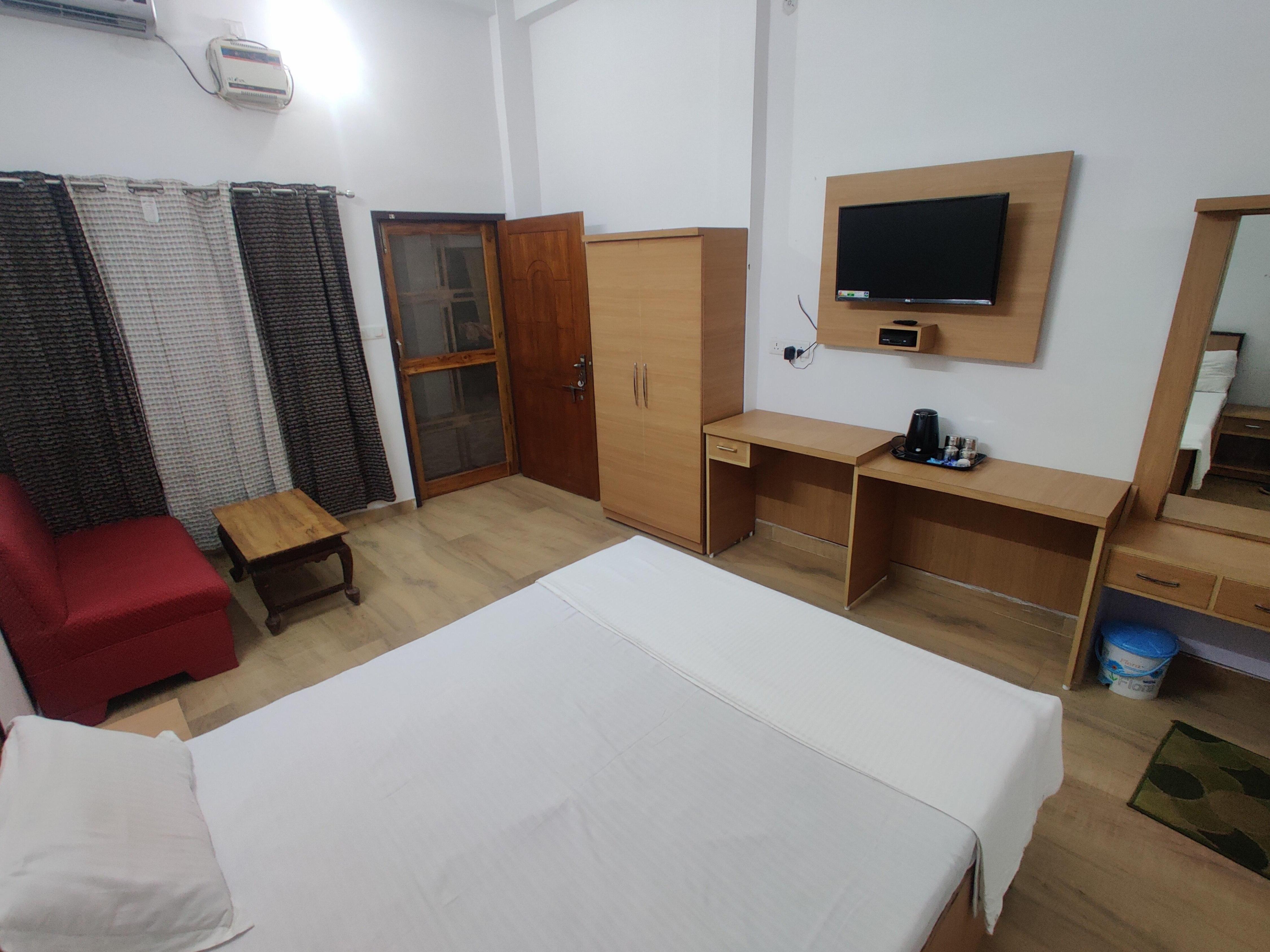 JP International Hotel Naimisharanya - Tap to explore photos