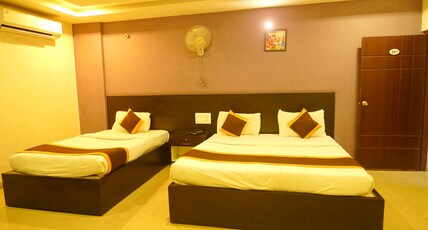 Yuvraj Galaxy Inn Room Type - Triple Deluxe Room