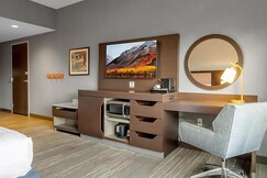 Hampton Inn by Hilton Buffalo - Amherst