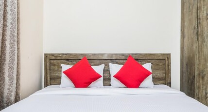 Hotel Pleasure Suite Room Type - Super Deluxe AC