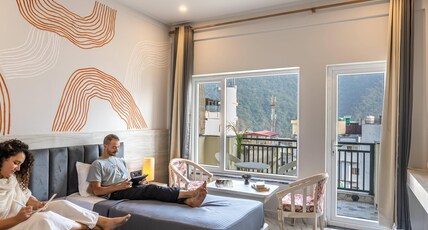 Zostel Rishikesh (Tapovan) Room Type - Deluxe Twin Room (with balcony)