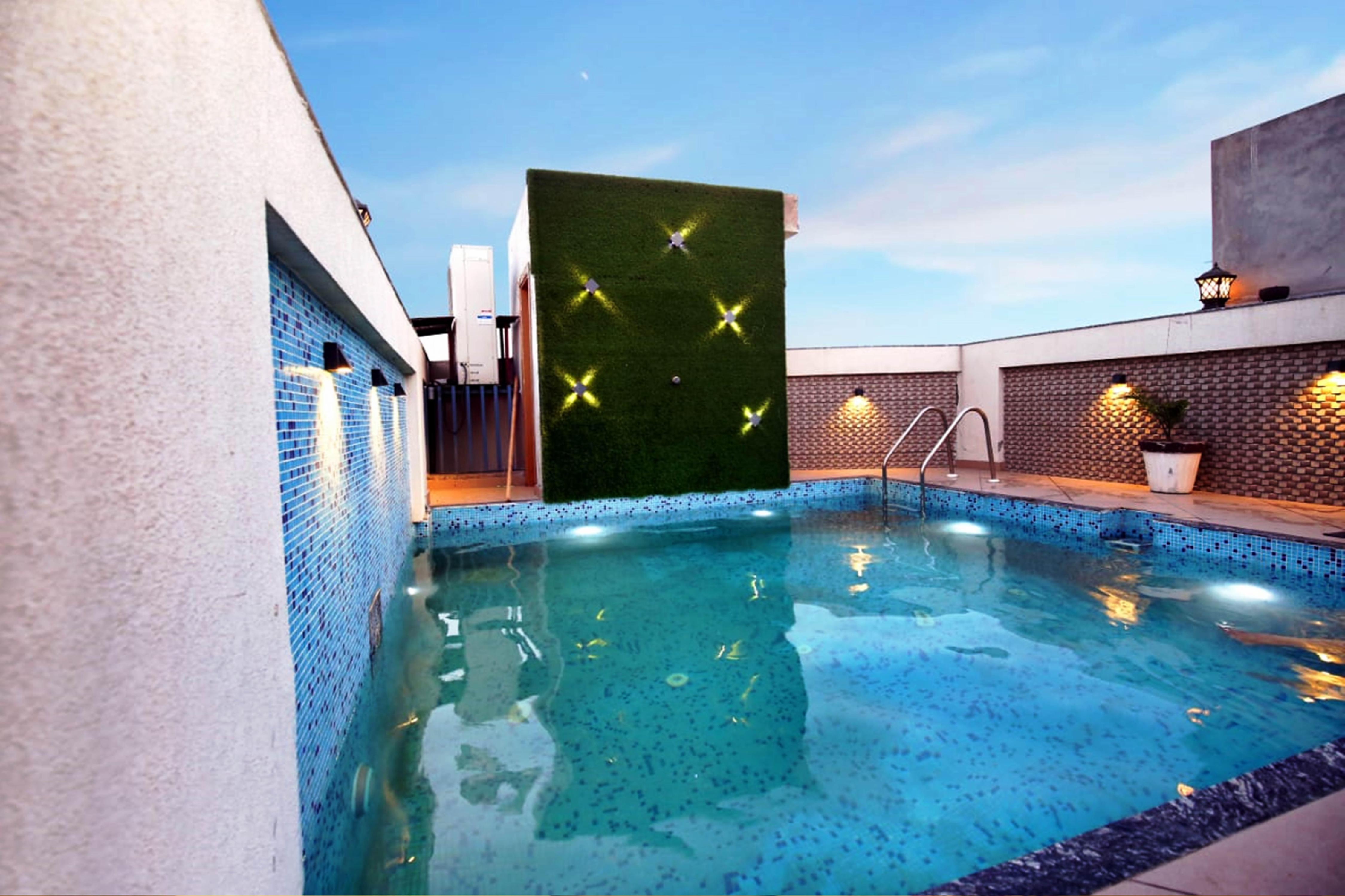 Hotel Apple tree just 1.1 kms from Golden temple