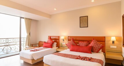 Sinclairs Gangtok Room Type - Premier suite (With Balcony) Sinclairs Gangtok Room Type - Premier suite (With Balcony)