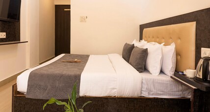 Panch Aarohan Hotel Nature Plaza Room Type - Super Deluxe AC Room