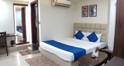 Hotel Jalsa (MP Nagar) Room Type - Deluxe Room Hotel Jalsa (MP Nagar) Room Type - Deluxe Room