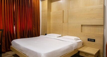 PPH Living Railotel Apartment | Rooms & Caretaker Room Type - Deluxe Double AC