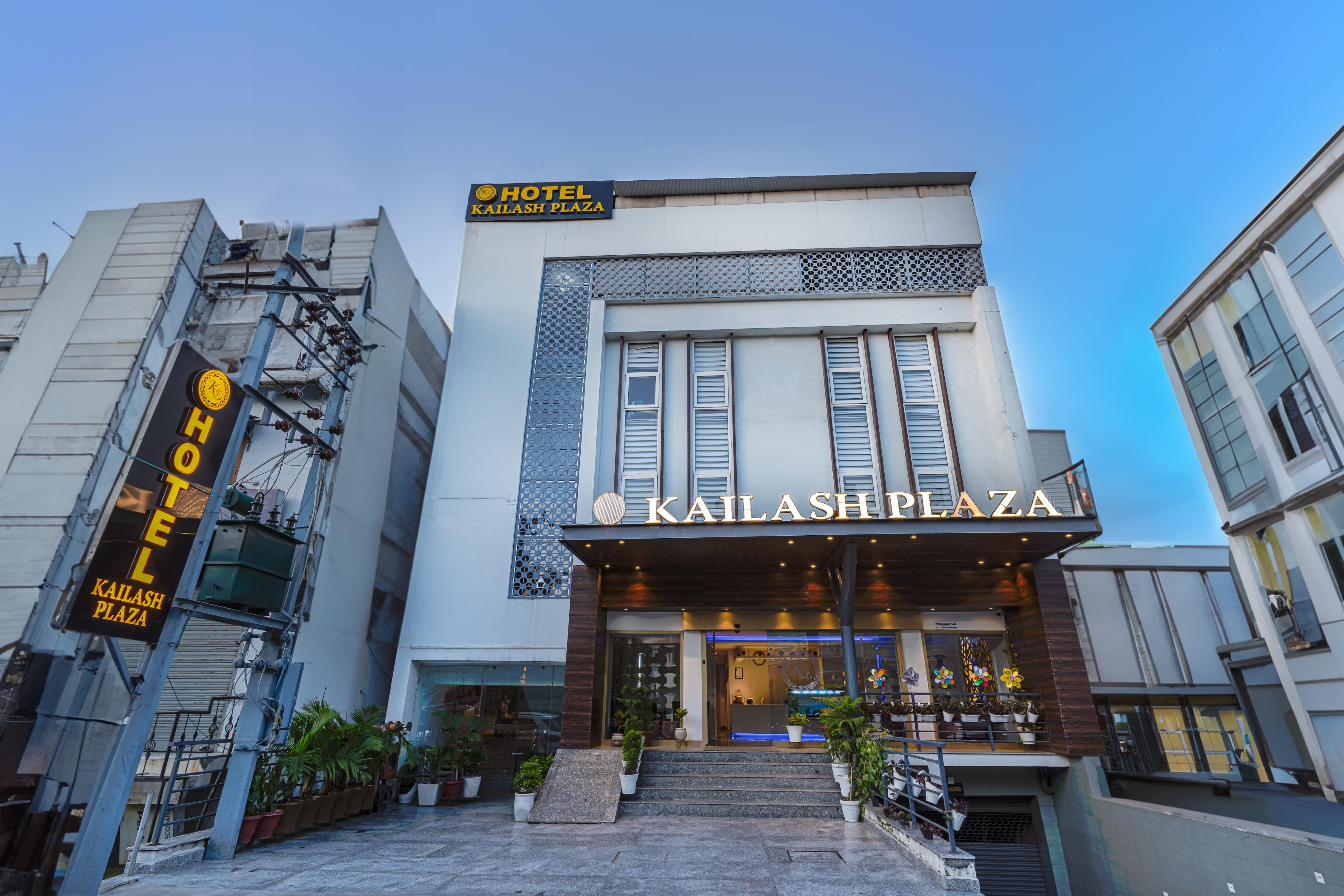 Hotel Kailash Plaza | Rajpur Road - Tap to explore photos