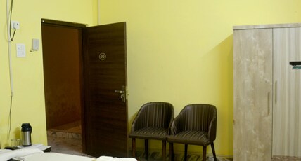 Hotel Shree Mahalaxmi Room Type - STANDARD NON AC ROOM Hotel Shree Mahalaxmi Room Type - STANDARD NON AC ROOM