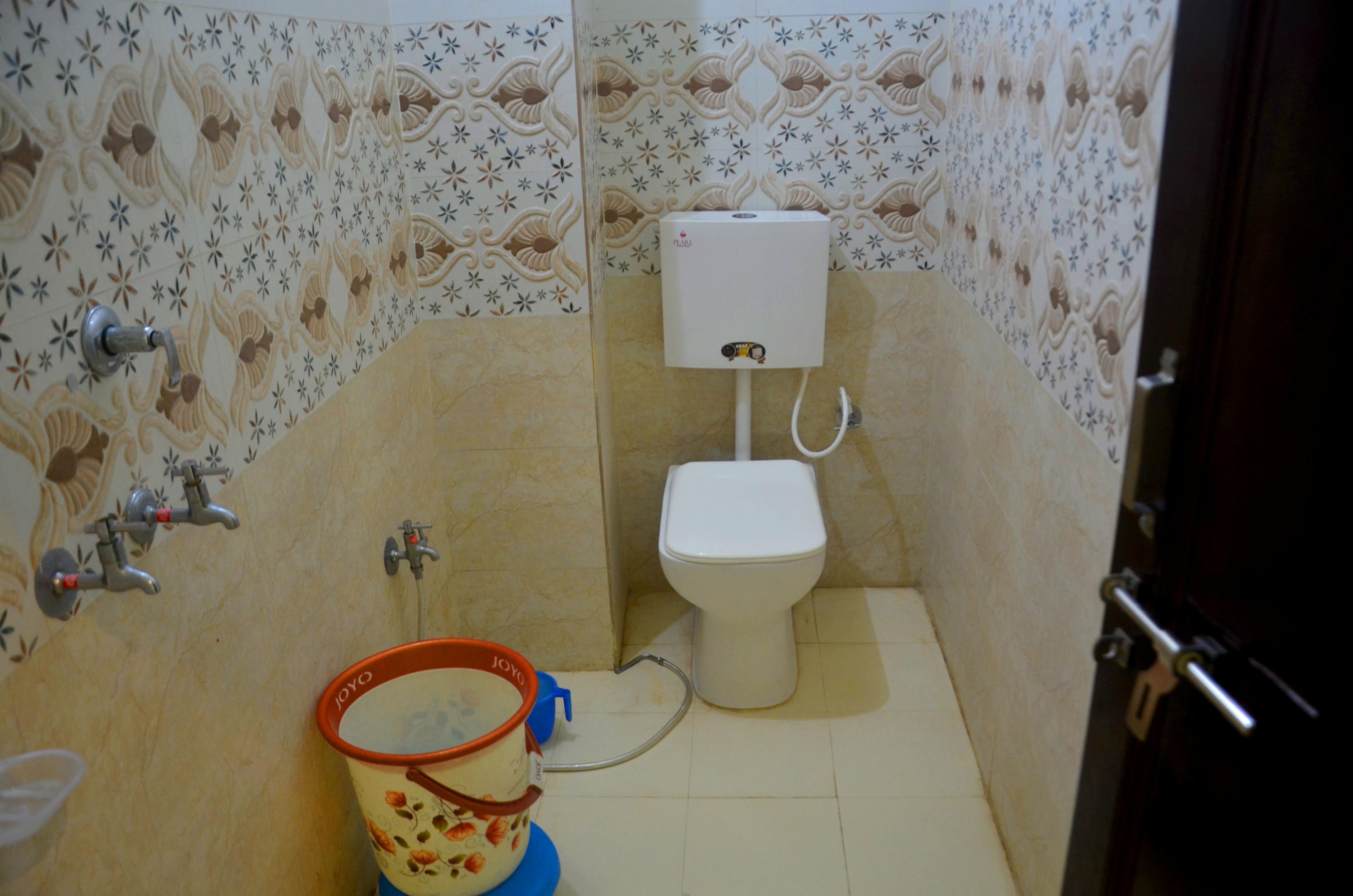 Hotel Shree Mahalaxmi - Tap to explore photos