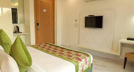 Hotel Keshav Residency Gurgaon Room Type - Deluxe Without Balcony