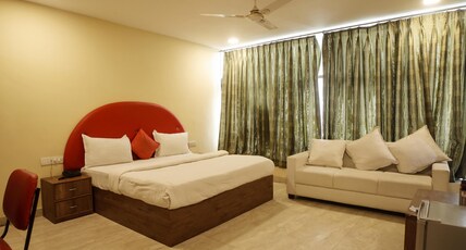 Krishn Palace Hotel and Restaurant Room Type - Premium Krishn Palace Hotel and Restaurant Room Type - Premium