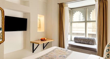 My Downtown - OTC by 4 Lal Ghat Room Type - Cozy Retreats