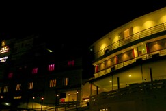 Hotel Victoria International