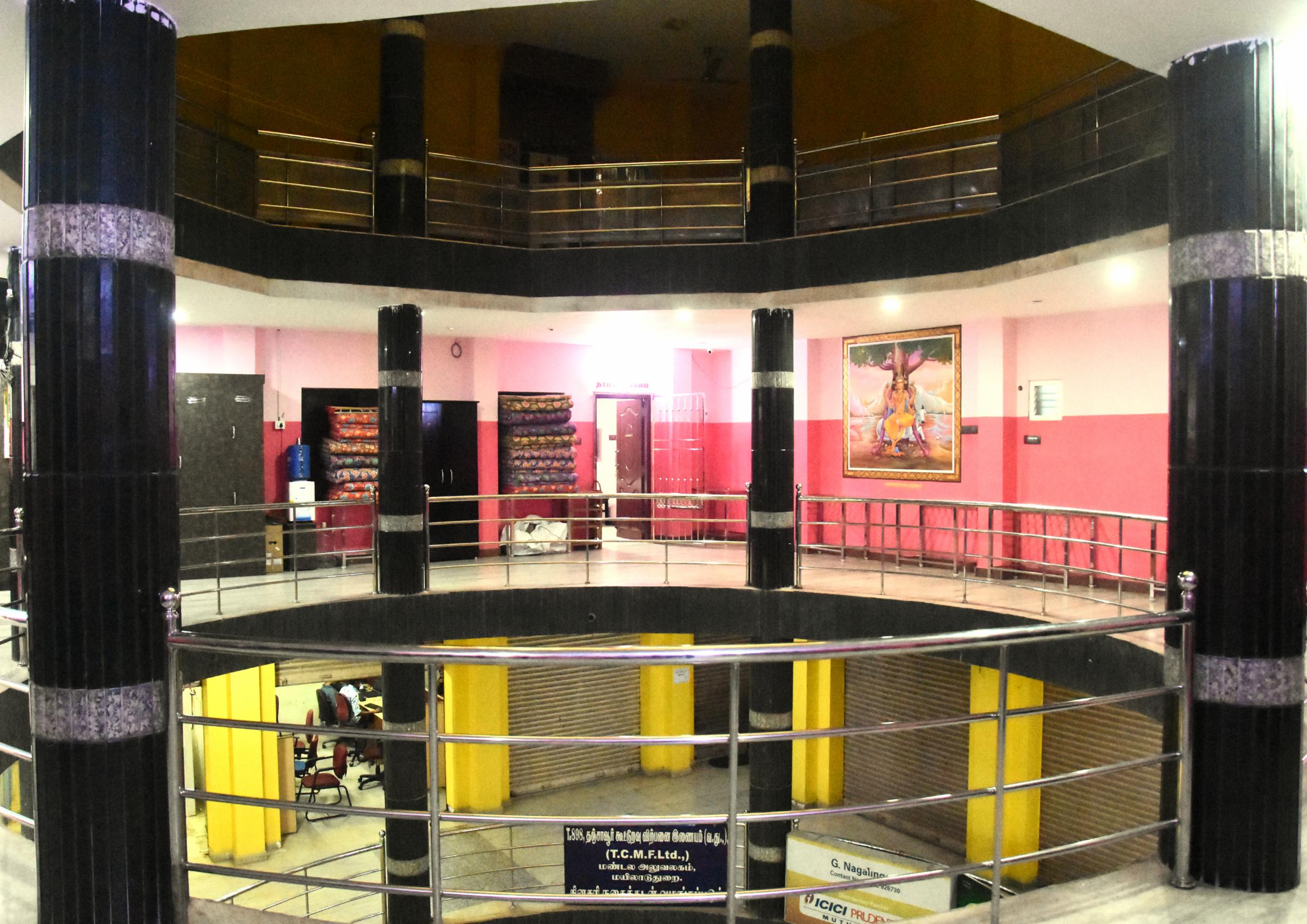 Main gallery