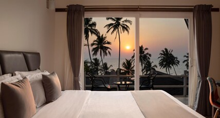 Stone Wood Beach Resort- A Party Hotel Room Type - OCEAN DELIGHT
