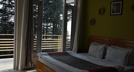 Junglaat Stays & Experiences Room Type - Deluxe Room with Balcony
