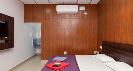 BLUE LAGOON RESORT Room Type - Deluxe AC Room With King Size Bed