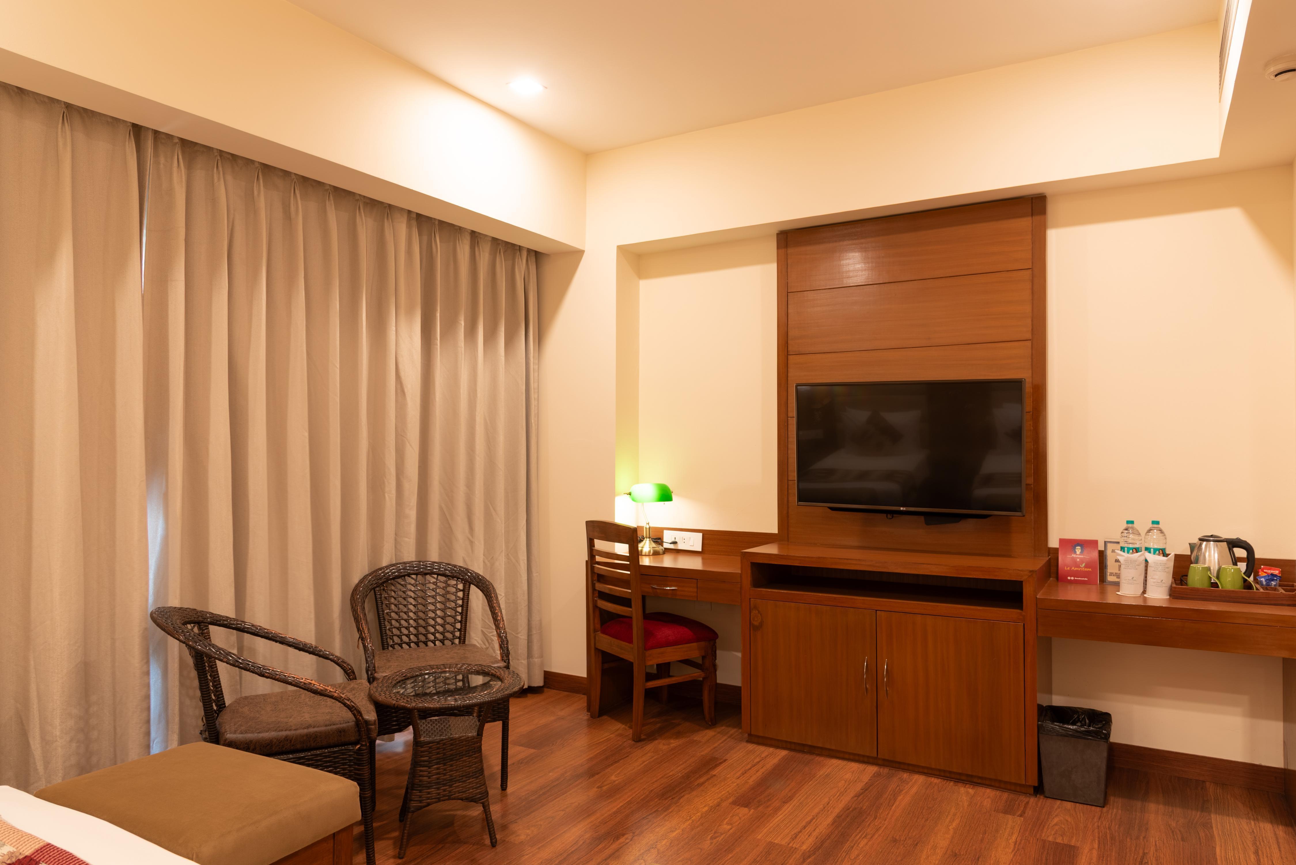 Hotel Le Amritam - Tap to explore photos