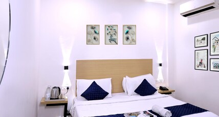 Hotel White Saffron Room Type - Classic Room with Free Wi-Fi (Couple Friendly) Hotel White Saffron Room Type - Classic Room with Free Wi-Fi (Couple Friendly)