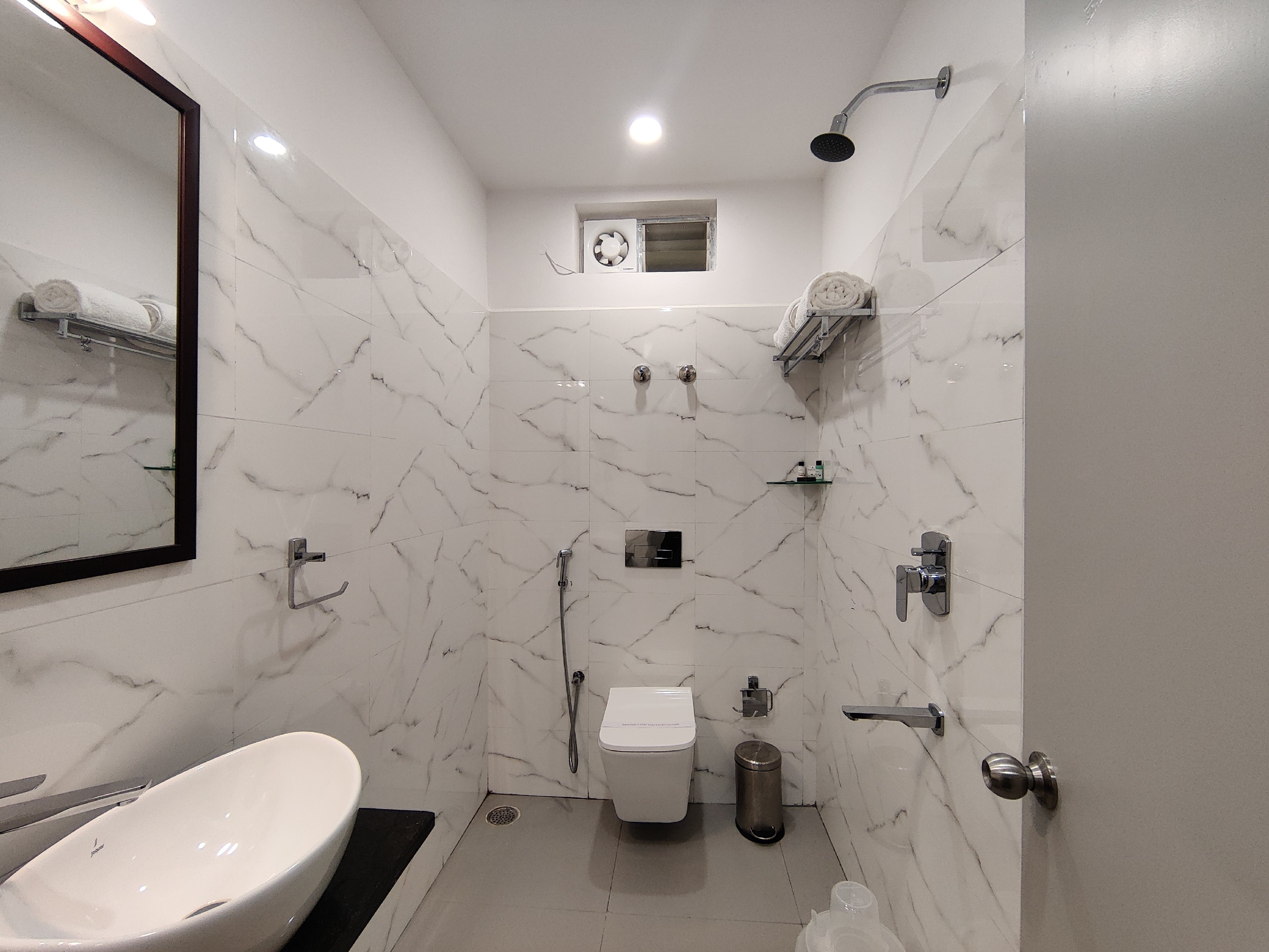 PARK IRIS HOTELS(Bharati Nagar) - Tap to explore photos