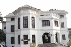 Aranya Boutique Hotel