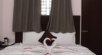 Hotel RK-FAM STAY Room Type - Suite