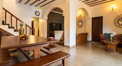Elegant Holiday Homes | 2 BHK Villa & Rooms Room Type - Premium 1 BHK villa