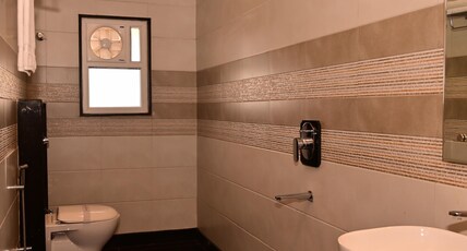 Hotel Satya Inn Room Type - Premium Room